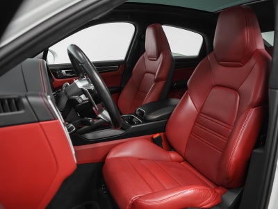 2022 Porsche Cayenne Coupe GTS