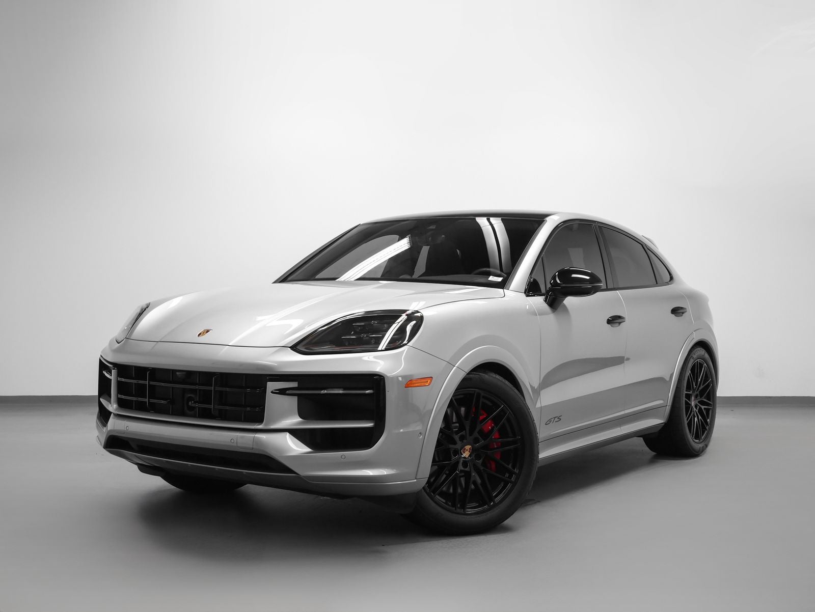 2025 Porsche Cayenne Cayenne GTS Coupe