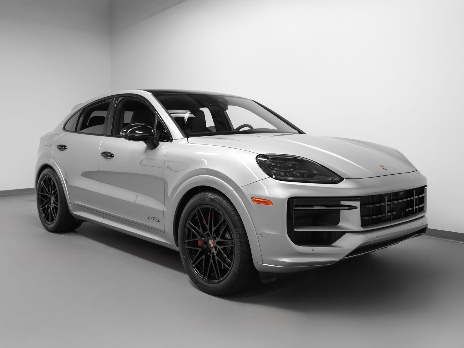2025 Porsche Cayenne Cayenne GTS Coupe