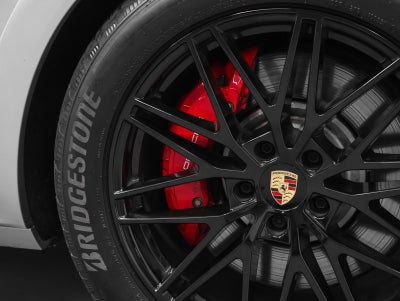 2025 Porsche Cayenne Cayenne GTS Coupe