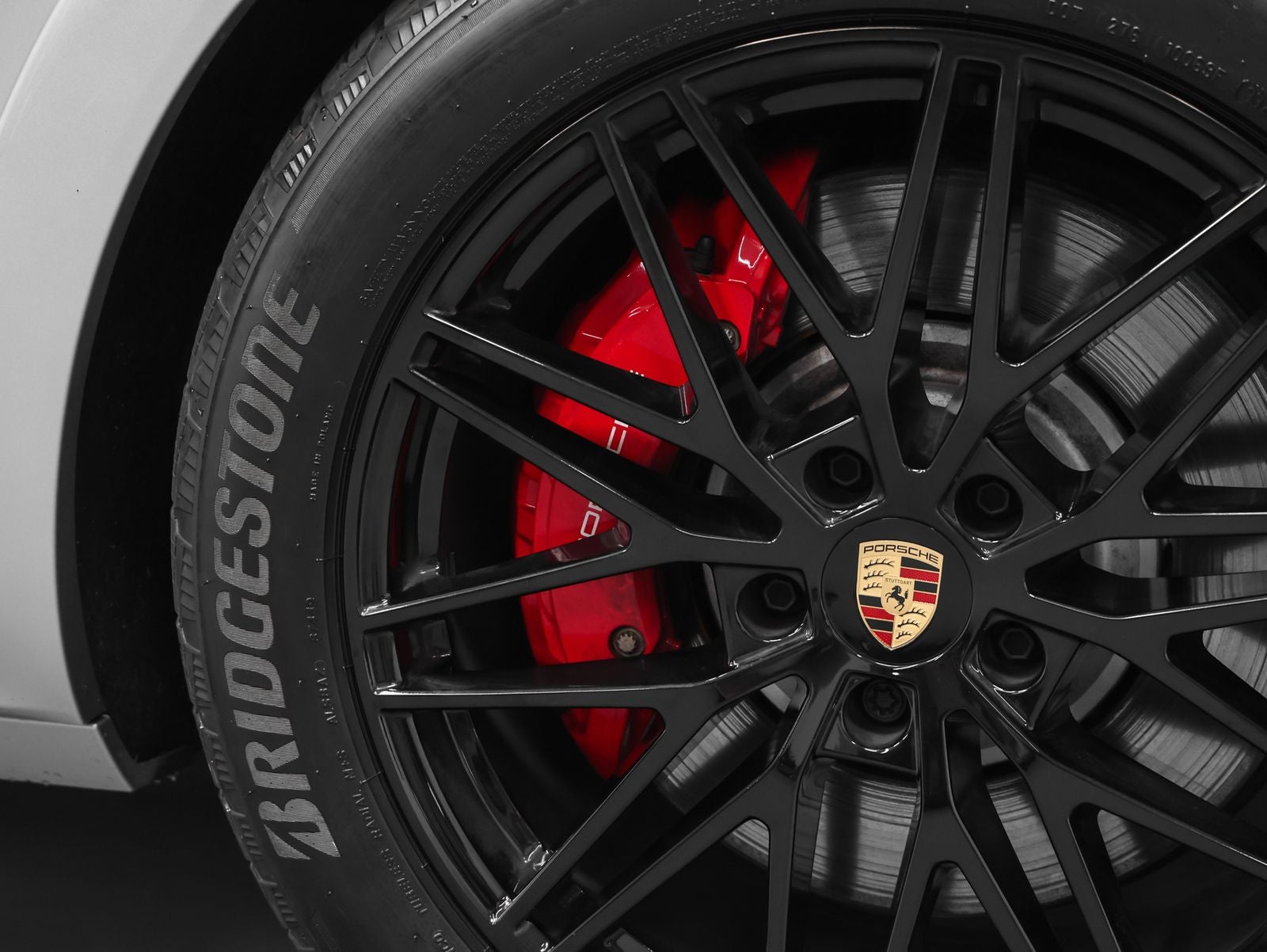 2025 Porsche Cayenne Cayenne GTS Coupe