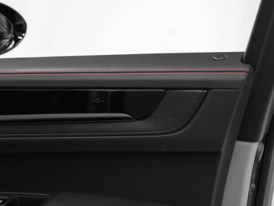 2025 Porsche Cayenne Cayenne GTS Coupe