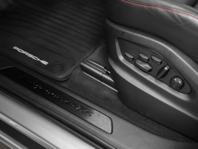 2025 Porsche Cayenne Cayenne GTS Coupe