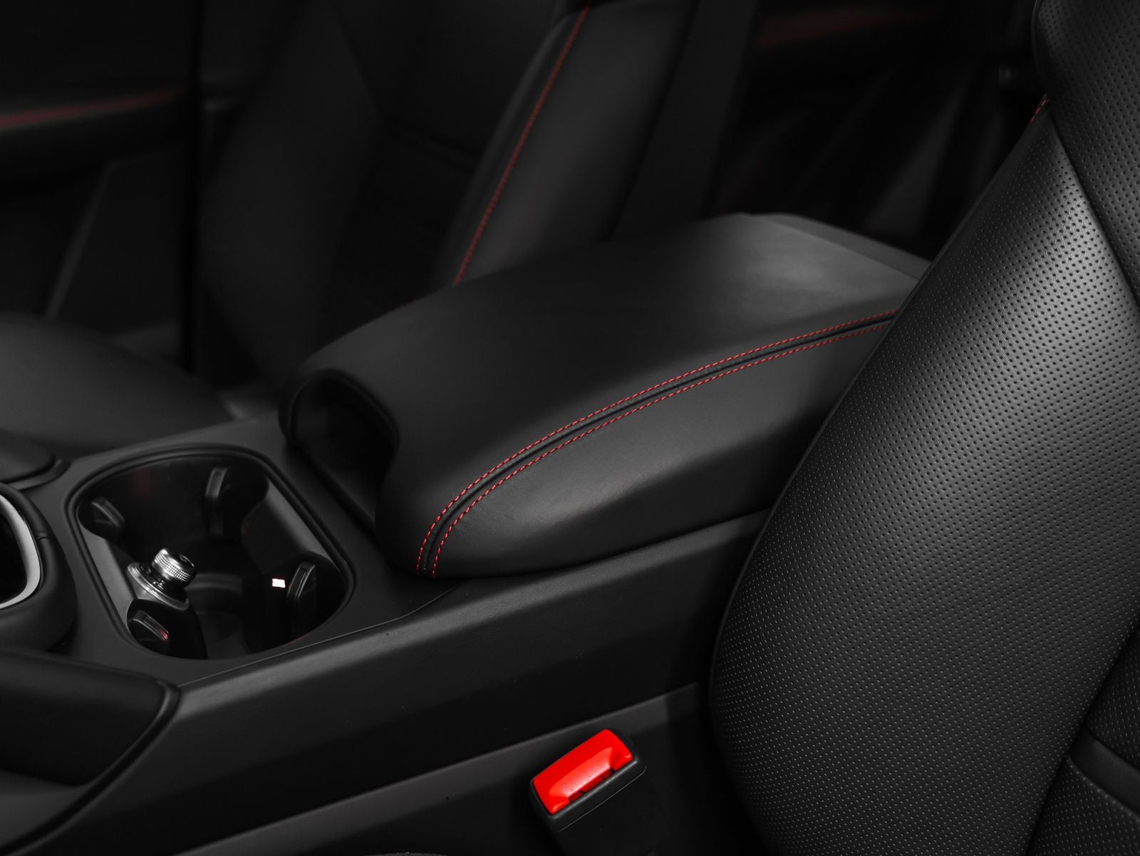 2025 Porsche Cayenne Cayenne GTS Coupe
