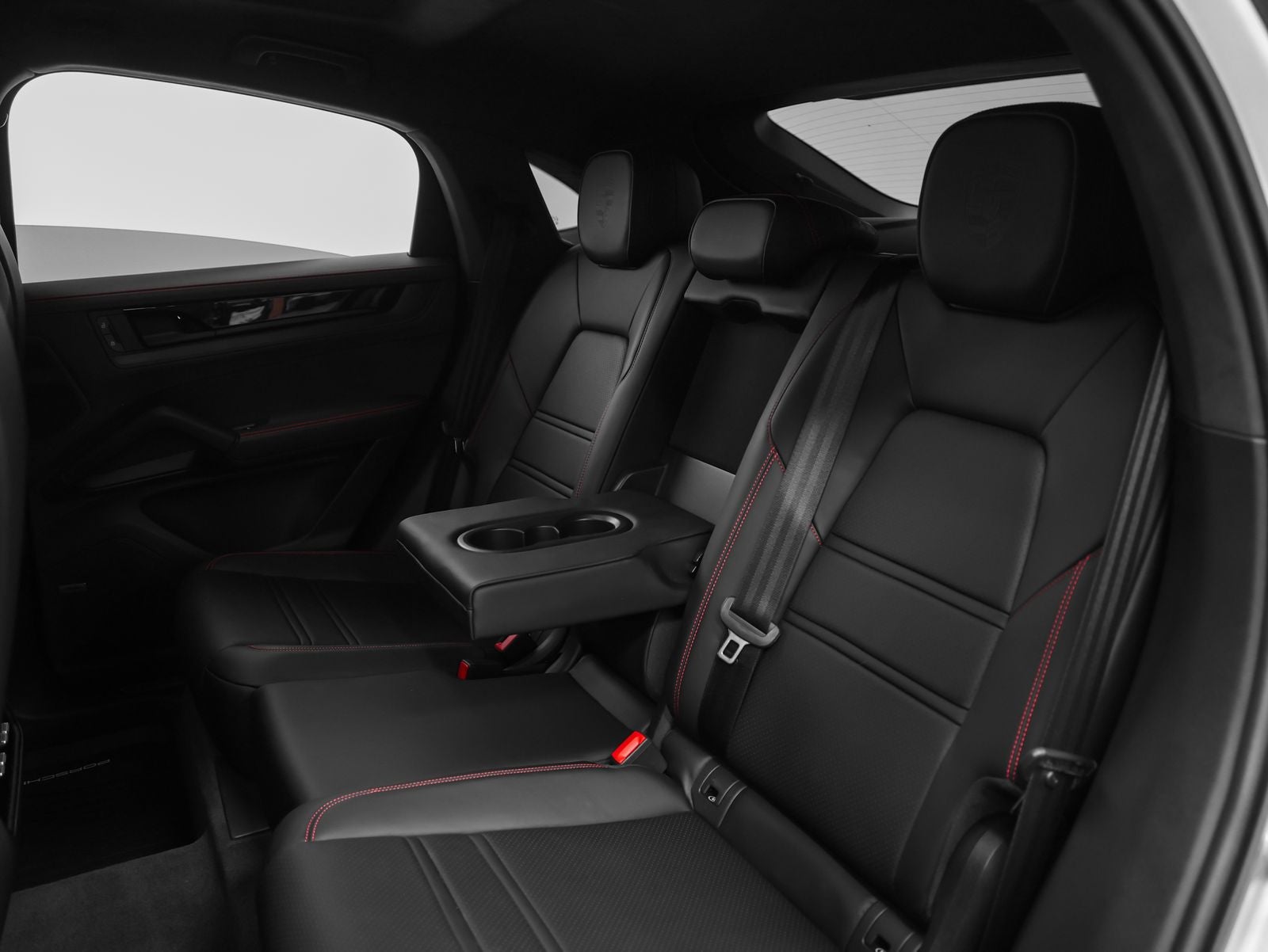 2025 Porsche Cayenne Cayenne GTS Coupe