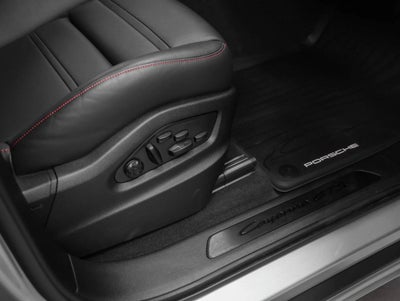 2025 Porsche Cayenne Cayenne GTS Coupe