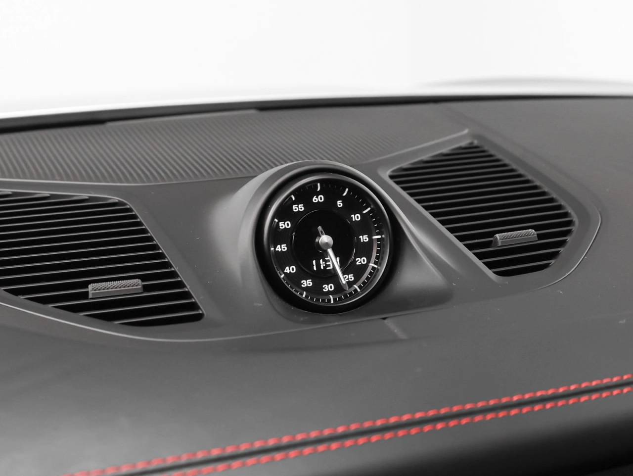 2025 Porsche Cayenne Cayenne GTS Coupe