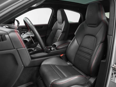 2025 Porsche Cayenne Cayenne GTS Coupe