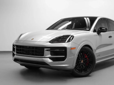 2025 Porsche Cayenne Cayenne GTS Coupe