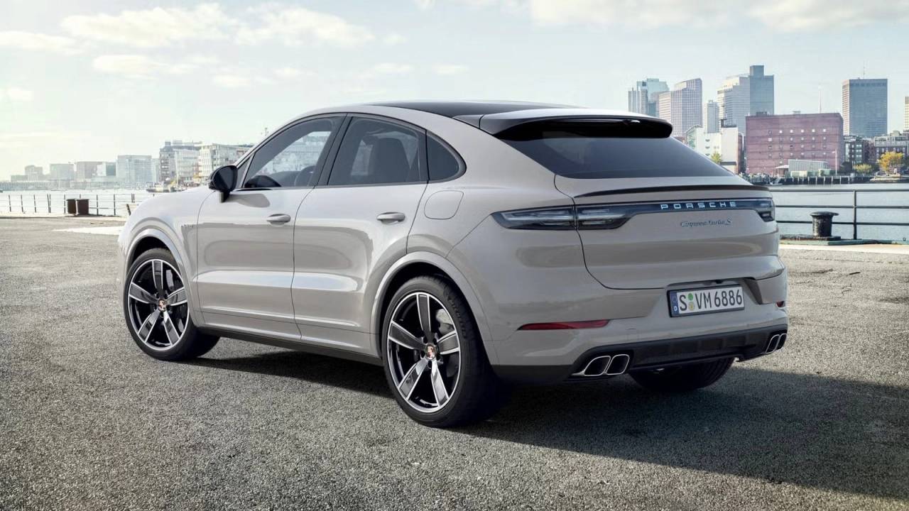 2022 Porsche Cayenne Cayenne Turbo S E-Hybrid Coupe