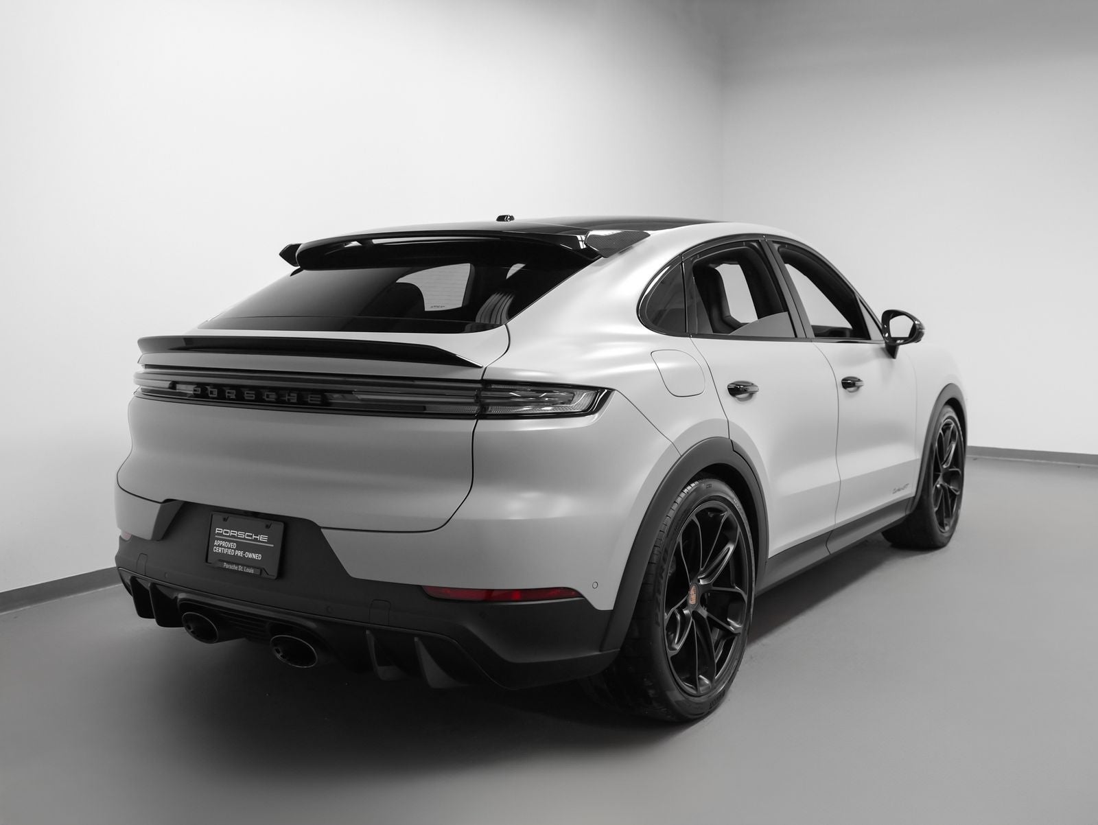 2025 Porsche Cayenne Turbo GT