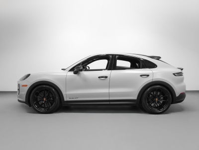 2025 Porsche Cayenne Turbo GT
