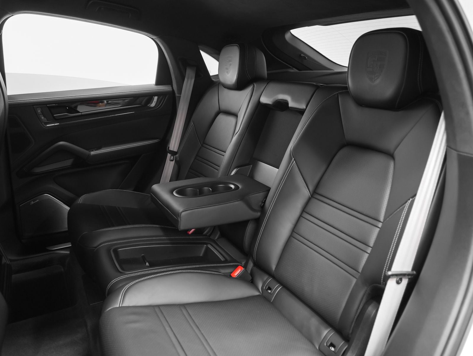 2025 Porsche Cayenne Turbo GT