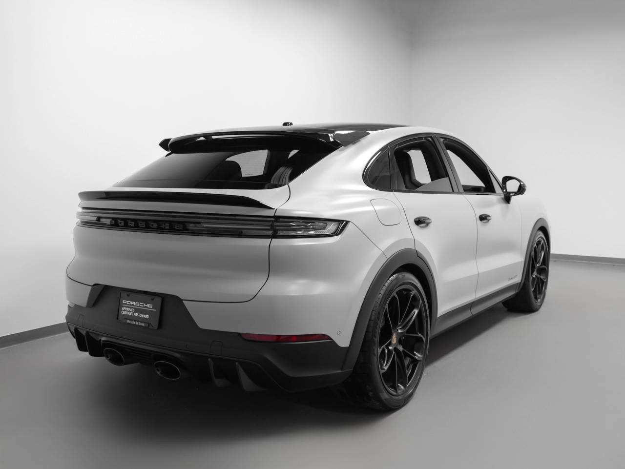 2025 Porsche Cayenne Turbo GT