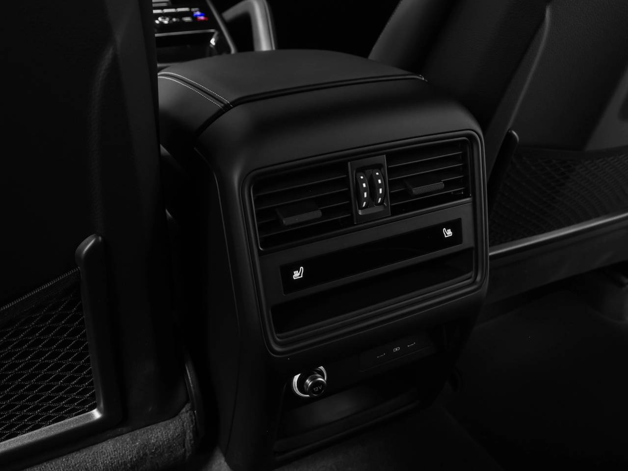 2025 Porsche Cayenne Turbo GT