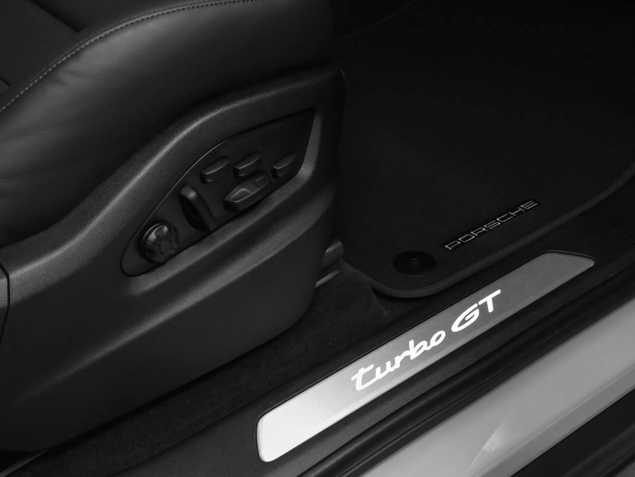 2025 Porsche Cayenne Turbo GT