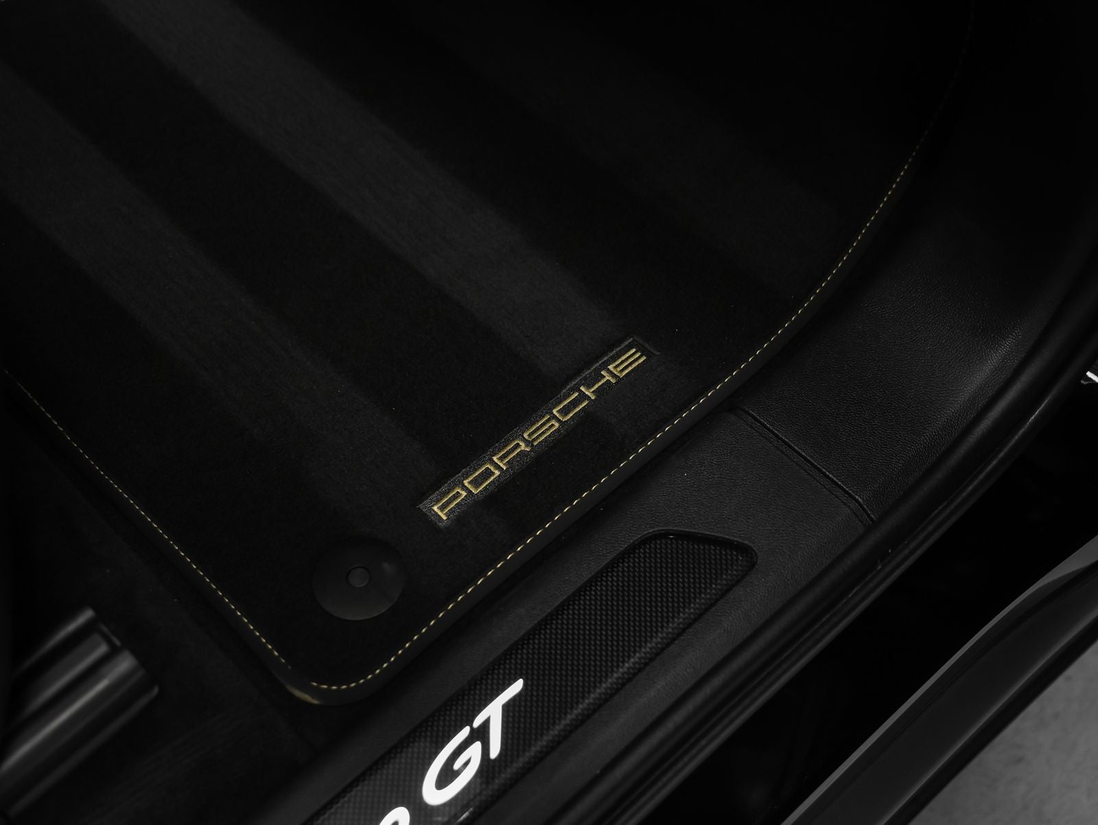 2022 Porsche Cayenne Cayenne Turbo GT (MY22)