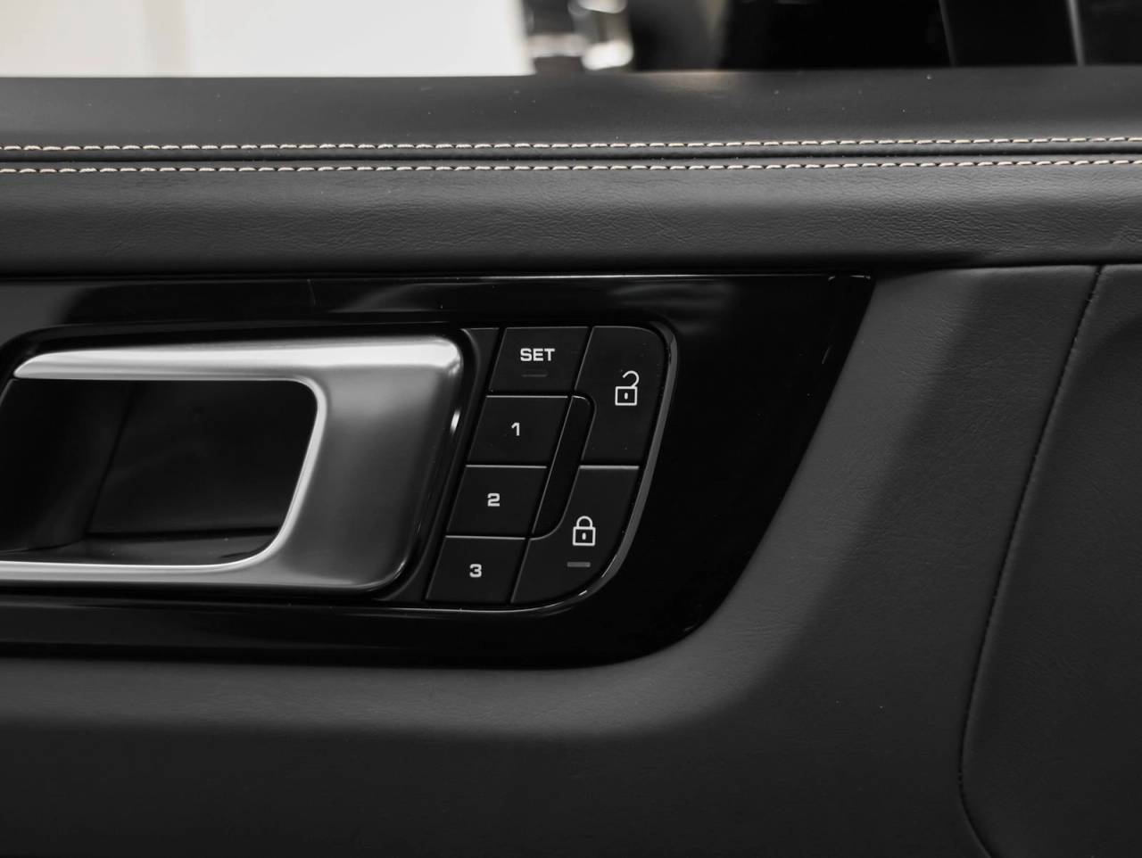 2022 Porsche Cayenne Cayenne Turbo GT (MY22)