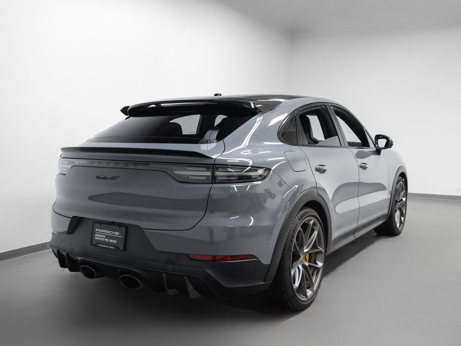 2023 Porsche Cayenne Turbo GT