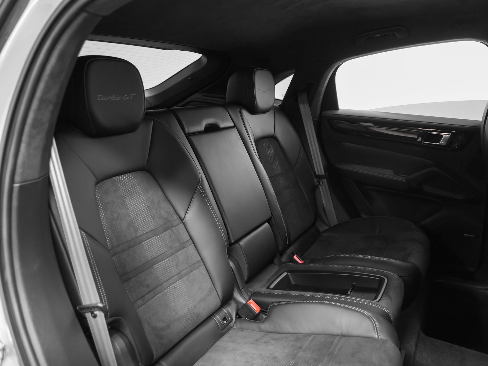 2023 Porsche Cayenne Turbo GT
