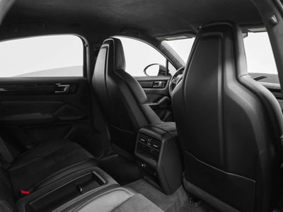 2023 Porsche Cayenne Turbo GT