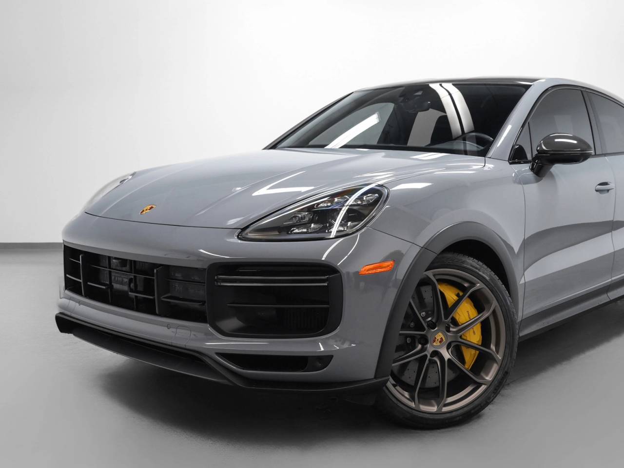 2023 Porsche Cayenne Turbo GT