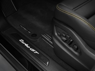 2026 Porsche Cayenne Coupe Turbo GT