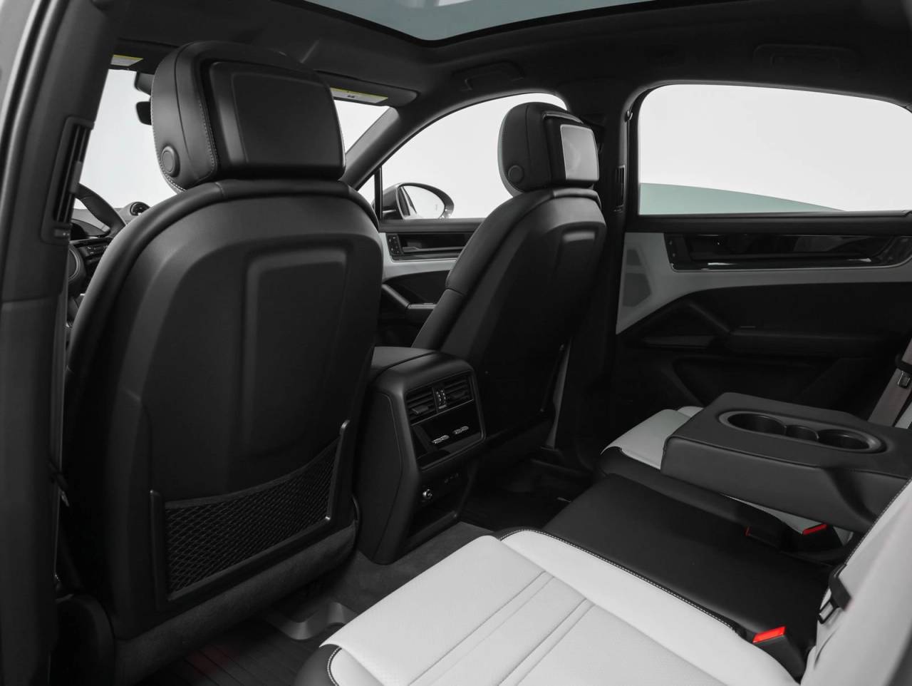 2026 Porsche Cayenne Cayenne S Coupe