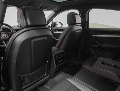 2026 Porsche Cayenne Cayenne S Coupe