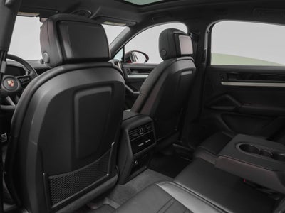 2026 Porsche Cayenne Cayenne S Coupe