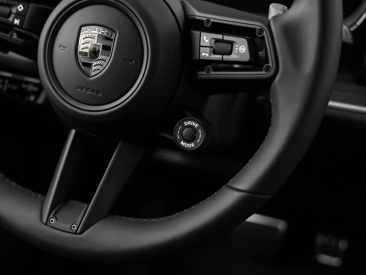 2025 Porsche Cayenne Cayenne Turbo E-Hybrid Coupe