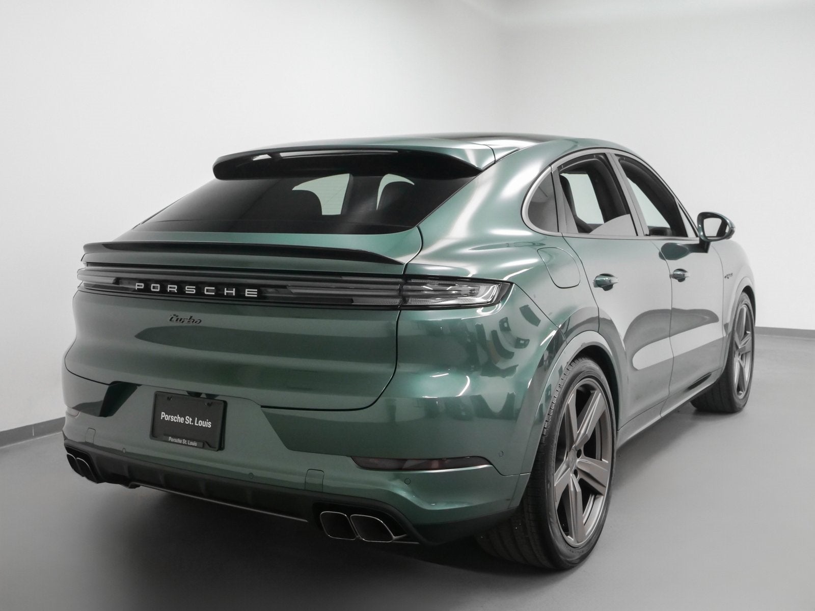 2025 Porsche Cayenne Turbo E-Hybrid