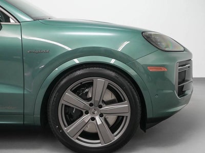 2025 Porsche Cayenne Turbo E-Hybrid