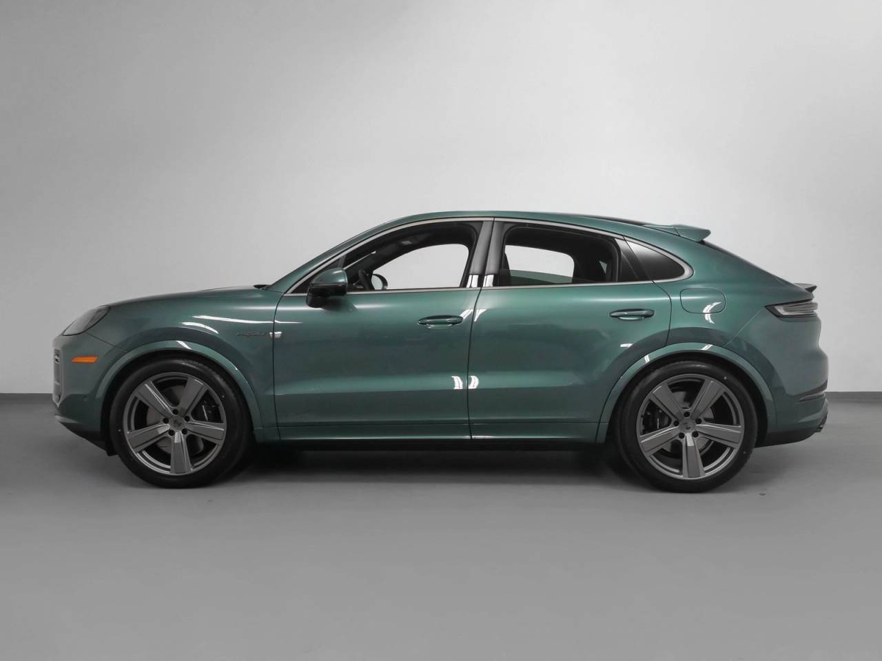 2025 Porsche Cayenne Turbo E-Hybrid