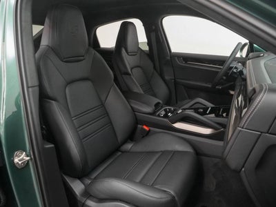 2025 Porsche Cayenne Turbo E-Hybrid