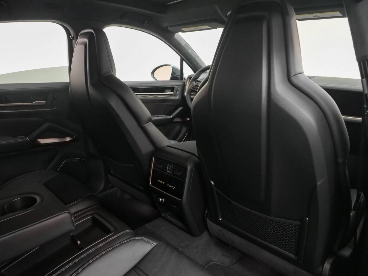 2025 Porsche Cayenne Turbo E-Hybrid