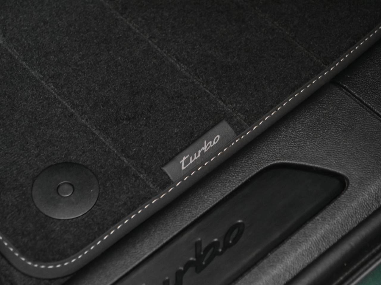 2025 Porsche Cayenne Turbo E-Hybrid