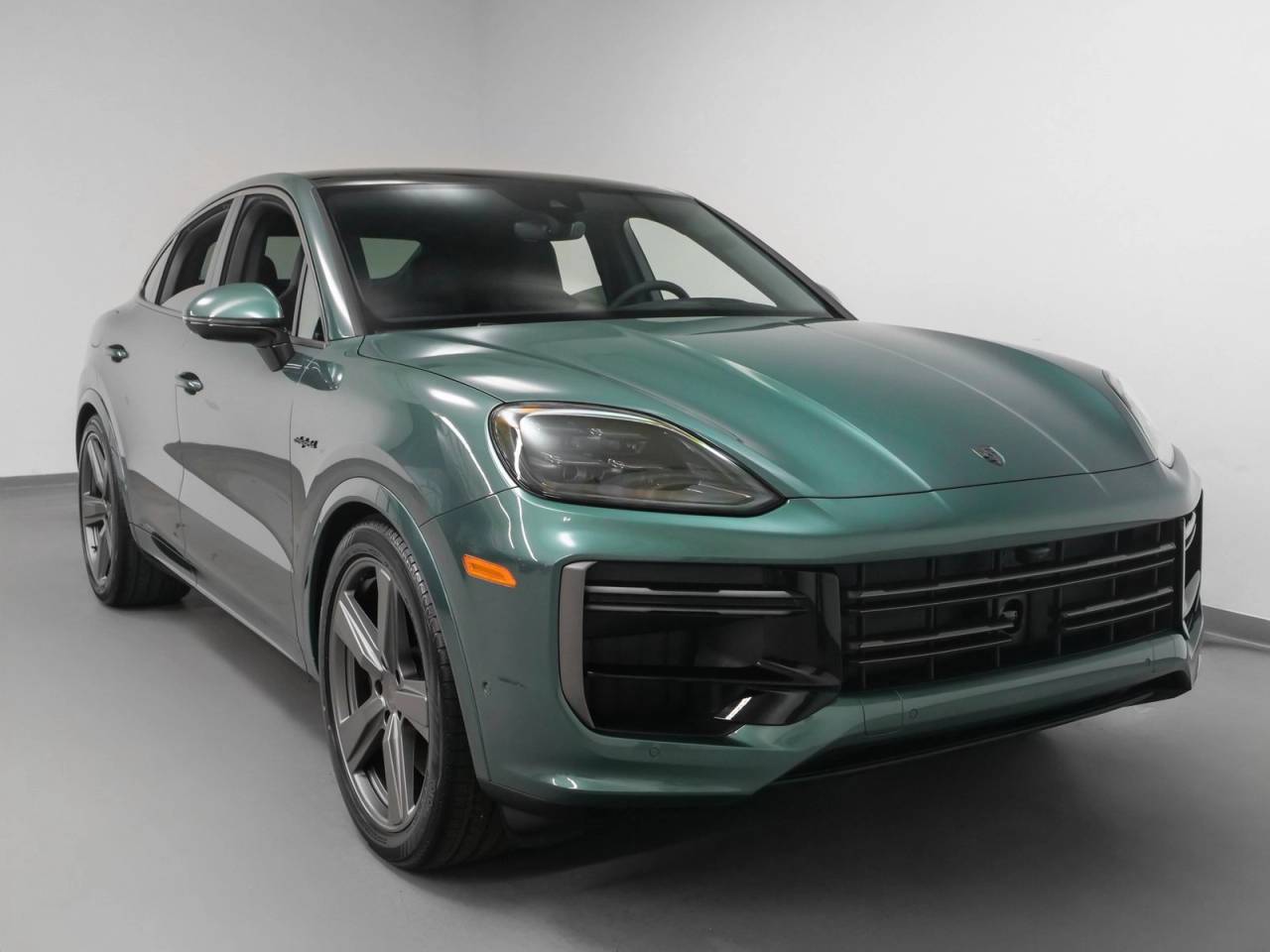 2025 Porsche Cayenne Turbo E-Hybrid