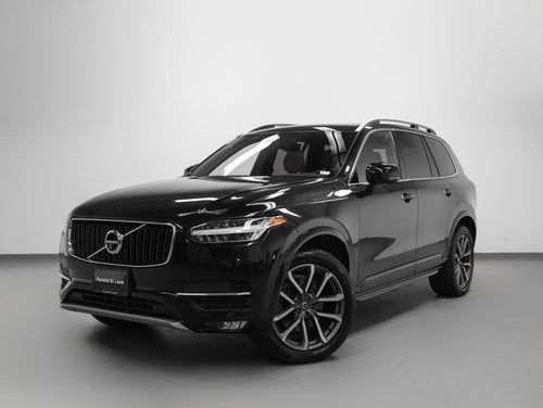 2018 Volvo XC90 T6 Momentum