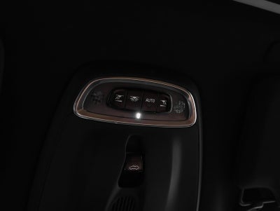 2018 Volvo XC90 T6 Momentum