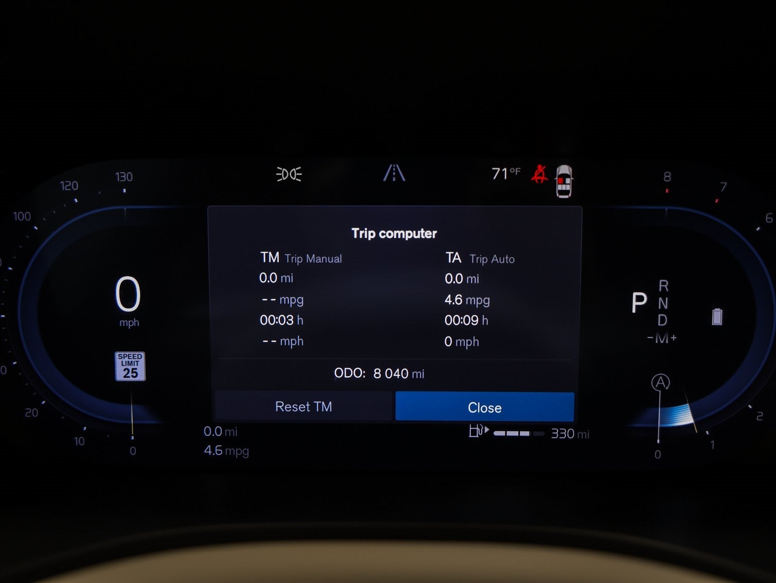 2025 Volvo XC60 B5 Plus