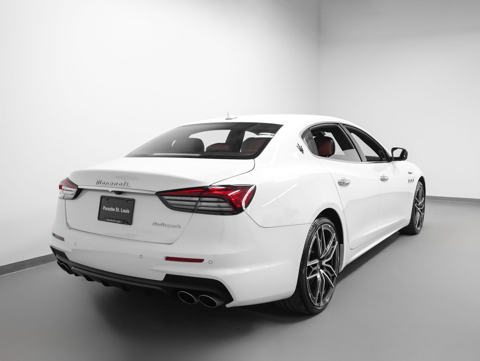 2023 Maserati Quattroporte Modena