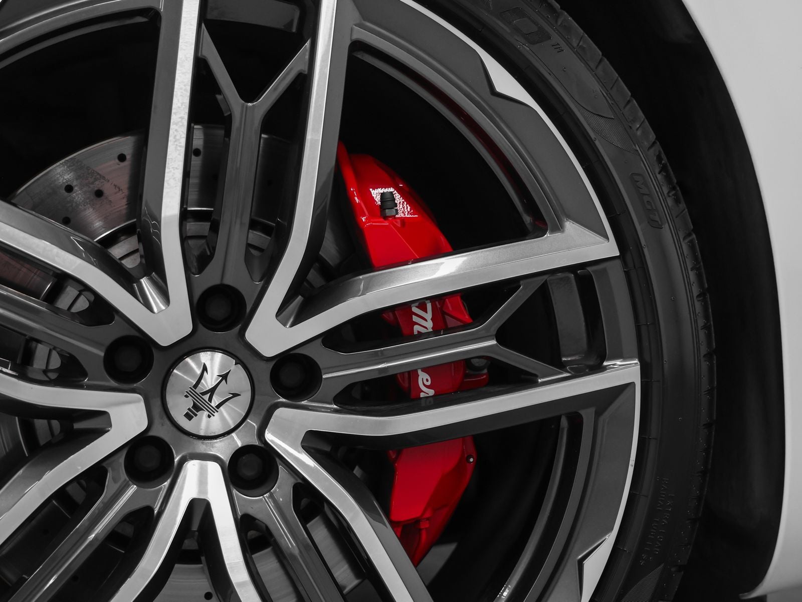 2023 Maserati Quattroporte Modena