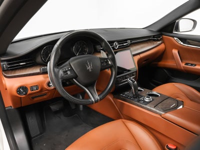 2023 Maserati Quattroporte Modena
