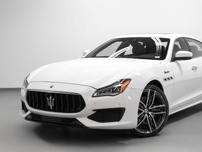 2023 Maserati Quattroporte Modena