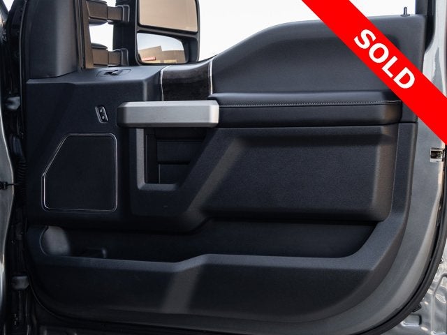 2022 Ford F-350SD Lariat