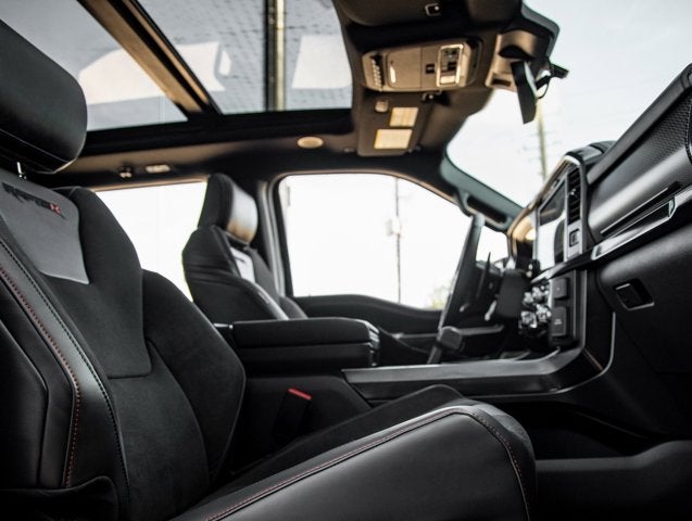 2025 Ford F-150 Raptor R