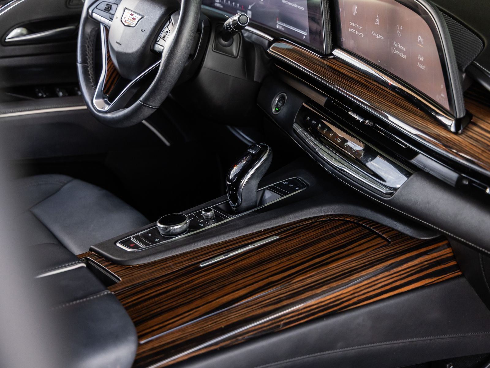 2024 Cadillac Escalade Luxury
