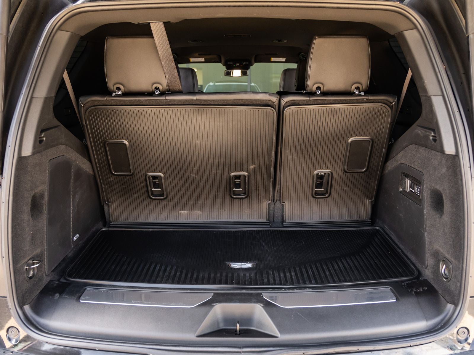2024 Cadillac Escalade Luxury