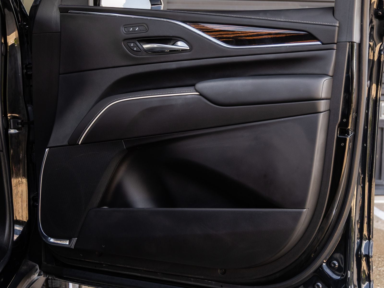 2024 Cadillac Escalade Luxury